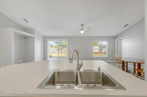 517 Hamwood Street SW Palm Bay FL 32908