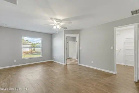 517 Hamwood Street SW Palm Bay FL 32908