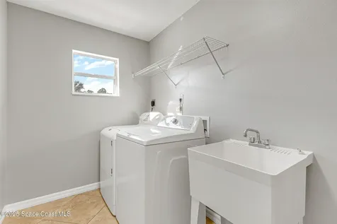 517 Hamwood Street SW Palm Bay FL 32908