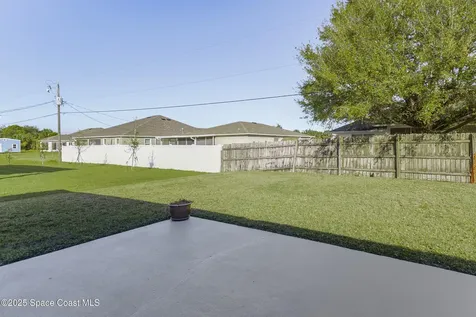 517 Hamwood Street SW Palm Bay FL 32908