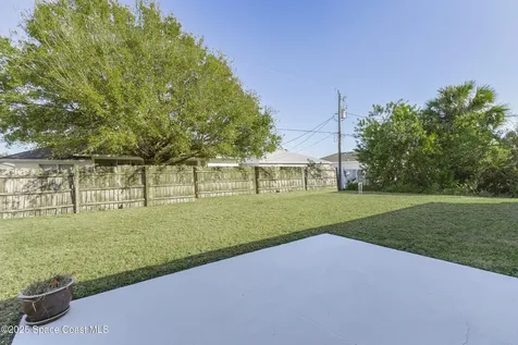 517 Hamwood Street SW Palm Bay FL 32908