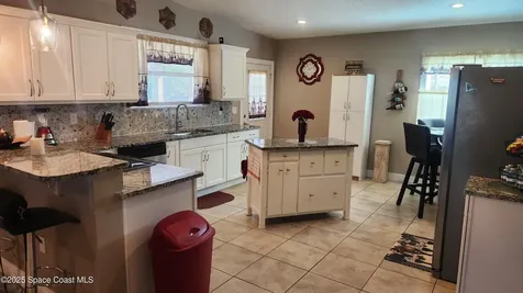 290 District Street SE Palm Bay FL 32909