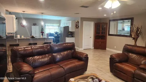 290 District Street SE Palm Bay FL 32909