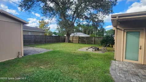 290 District Street SE Palm Bay FL 32909
