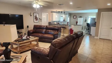 290 District Street SE Palm Bay FL 32909