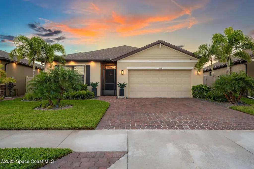 2013 Farmhouse Road SE Palm Bay FL 32909