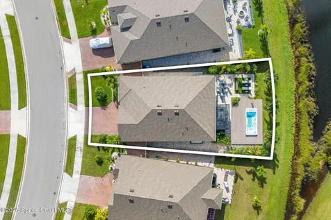 2013 Farmhouse Road SE Palm Bay FL 32909