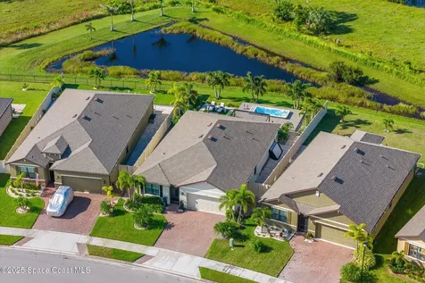 2013 Farmhouse Road SE Palm Bay FL 32909