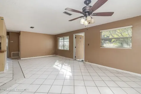 410 Nora Avenue Merritt Island FL 32952
