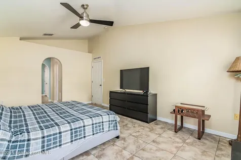 565 Lamon Street SW Palm Bay FL 32908