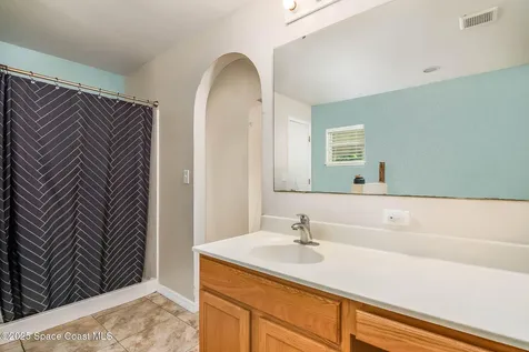 565 Lamon Street SW Palm Bay FL 32908