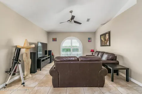 565 Lamon Street SW Palm Bay FL 32908