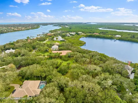 2545 Riverview Court Vero Beach FL 32963