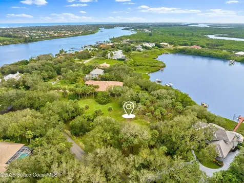 2545 Riverview Court Vero Beach FL 32963