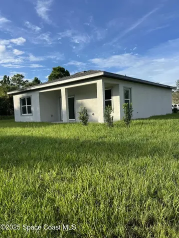 200 Farley Street SW Palm Bay FL 32908