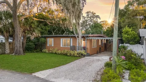 597 Old Oak Street Melbourne FL 32935