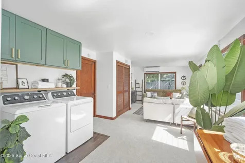 597 Old Oak Street Melbourne FL 32935