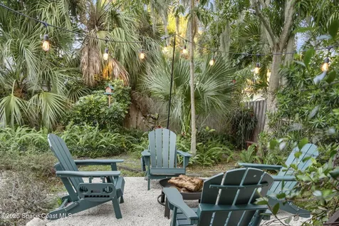 597 Old Oak Street Melbourne FL 32935