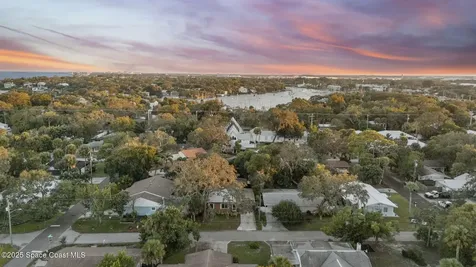 597 Old Oak Street Melbourne FL 32935