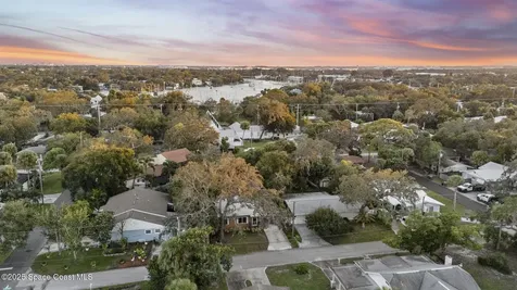 597 Old Oak Street Melbourne FL 32935