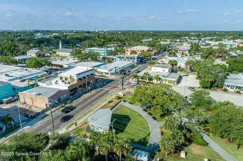 597 Old Oak Street Melbourne FL 32935