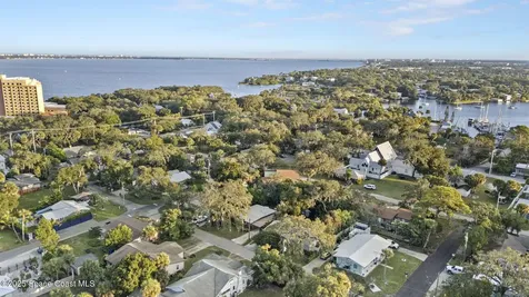597 Old Oak Street Melbourne FL 32935