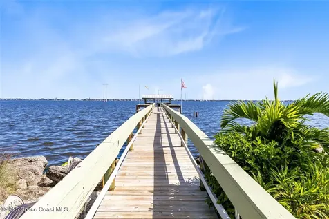 3901 Dixie Highway NE Palm Bay FL 32905