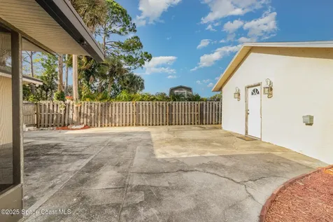 7065 Bright Avenue Cocoa FL 32927