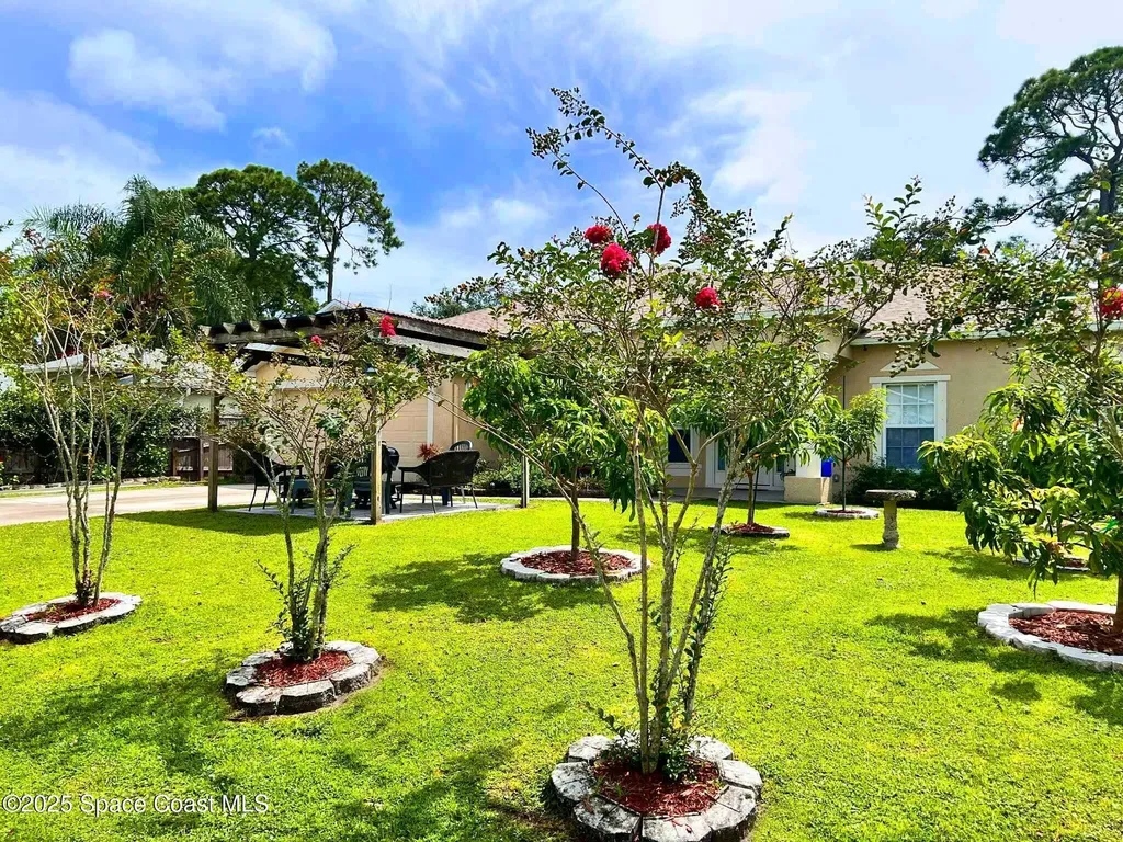 200 Delmonico Street NE Palm Bay FL 32907