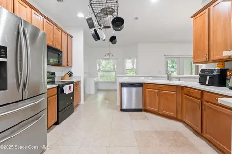200 Delmonico Street NE Palm Bay FL 32907