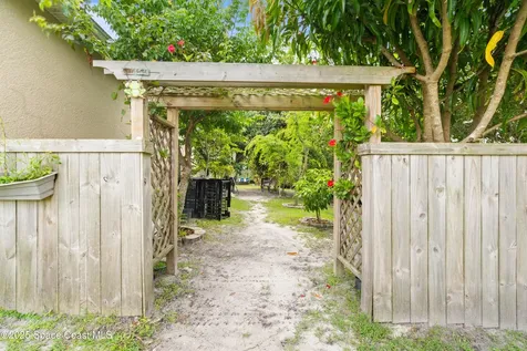 200 Delmonico Street NE Palm Bay FL 32907