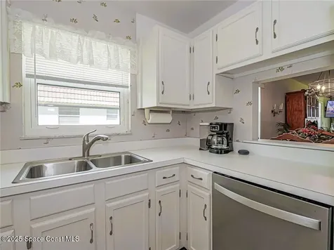 1 Vista Palm Lane Vero Beach FL 32962