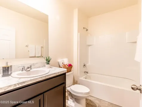 518 Hamwood Street SW Palm Bay FL 32908