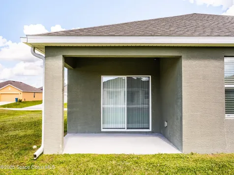 518 Hamwood Street SW Palm Bay FL 32908