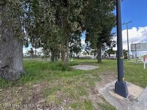 2211 N Cocoa Boulevard Cocoa FL 32922