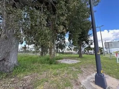 2211 N Cocoa Boulevard Cocoa FL 32922
