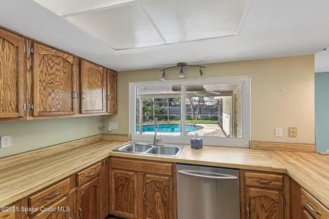 550 Temple Street Satellite Beach FL 32937