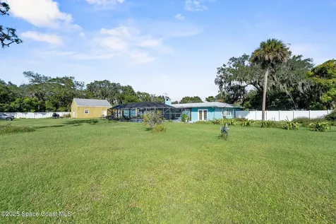 106 S Mantor Avenue Titusville FL 32796