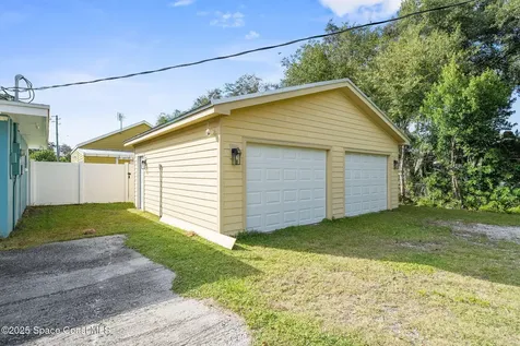 106 S Mantor Avenue Titusville FL 32796