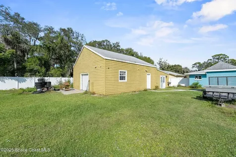 106 S Mantor Avenue Titusville FL 32796