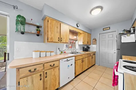 5220 Sutton Avenue Melbourne FL 32904