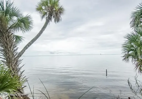 5122 Riveredge Drive Titusville FL 32780