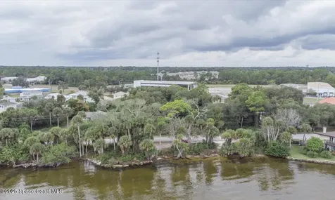 5122 Riveredge Drive Titusville FL 32780