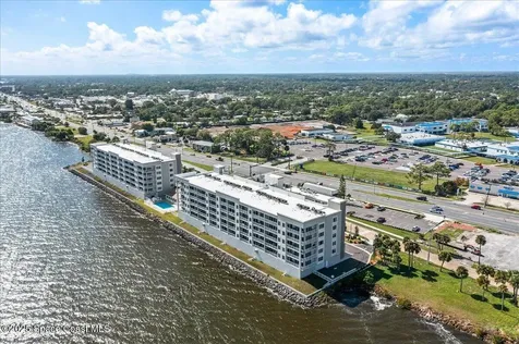 1805 Riverside Drive Titusville FL 32780