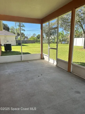 532 Arcadia Avenue NE Palm Bay FL 32907