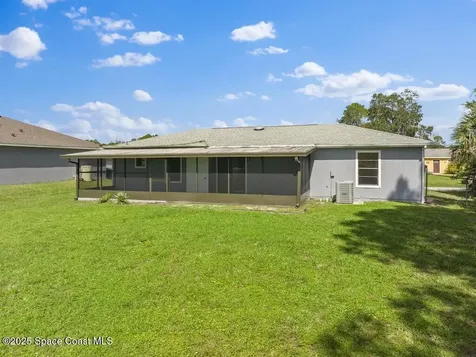 274 Trilby Road SW Palm Bay FL 32908