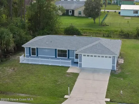 274 Trilby Road SW Palm Bay FL 32908