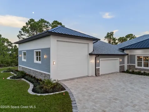 4721 Blossom Ridg Place Grant-valkaria FL 32949