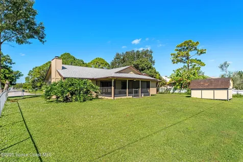 1449 Glencove Avenue NW Palm Bay FL 32907