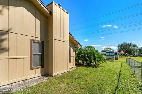 1449 Glencove Avenue NW Palm Bay FL 32907